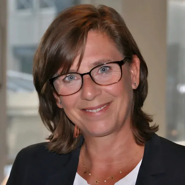 Foto: Kerstin Paaris, stellvertretende Präsidentin des Bundesverbands der Rentenberater e.V.